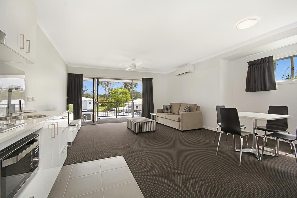 Cooroy Luxury Motel Apartments Cameră foto